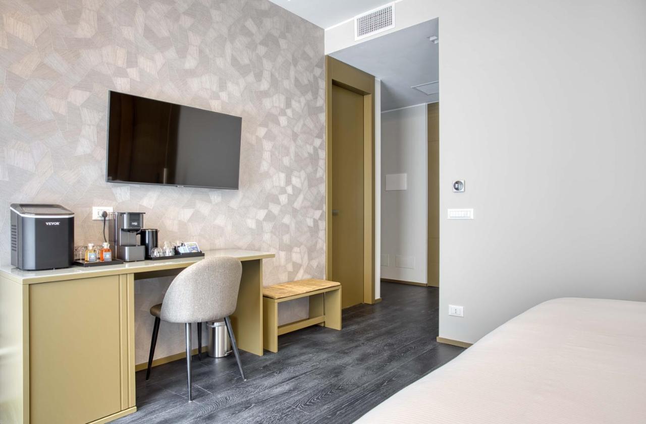 Le Suite Del Corso The Smart Boutique Aparthotel By Ospitami 밀라노 외부 사진