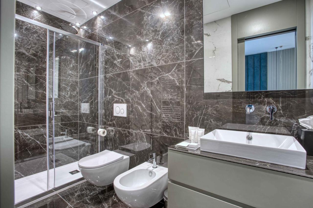 Le Suite Del Corso The Smart Boutique Aparthotel By Ospitami 밀라노 외부 사진