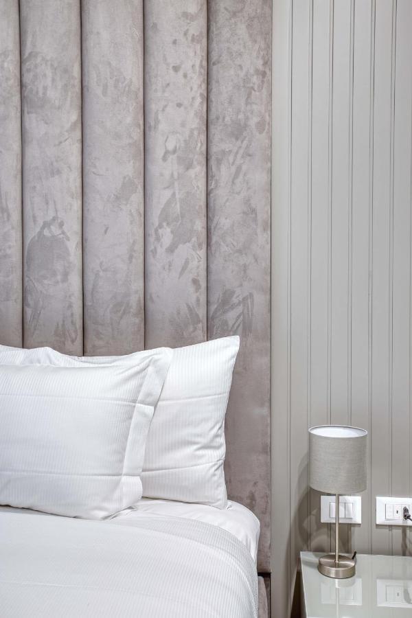 Le Suite Del Corso The Smart Boutique Aparthotel By Ospitami 밀라노 외부 사진